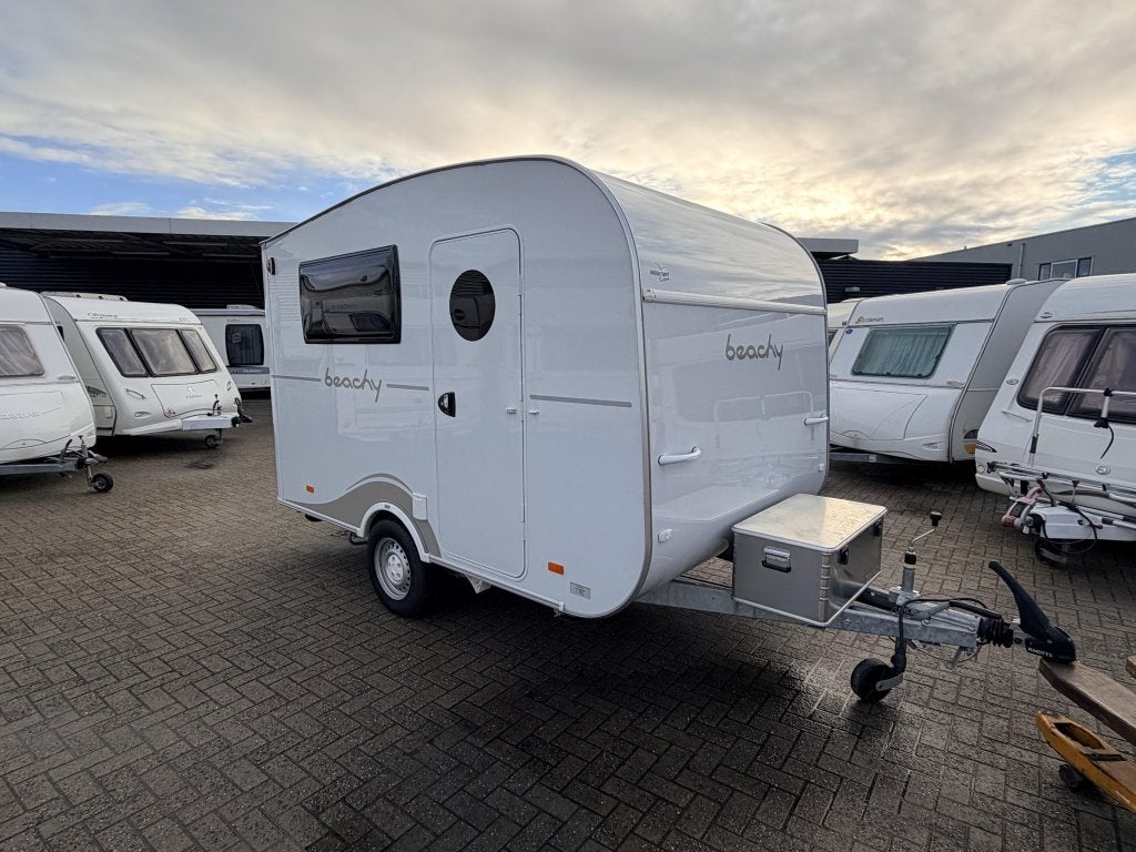 Hobby Beachy 360 BJ23 Met voortent, Overige typen, Hobby, Bedrijf, Koelkast