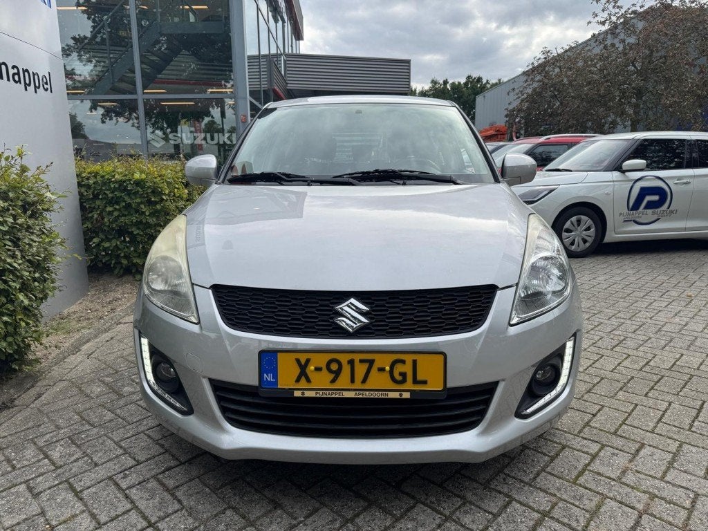 Suzuki SWIFT 1.2 Exclusive 5-deurs Airco / L.m.velgen, Auto's, Voorwielaandrijving, Euro 5, Gebruikt, 4 cilinders
