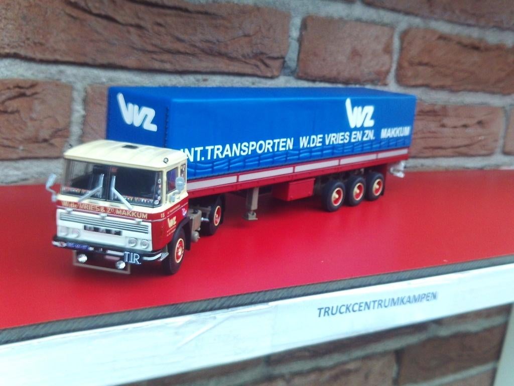 WSI  Daf  2600  van  W.  de  Vries  en  Zn., Hobby en Vrije tijd, Modelauto's | 1:50, Ophalen of Verzenden, Nieuw, Bus of Vrachtwagen