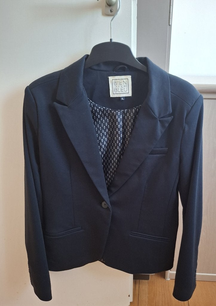 Dames colbert Bien Blue mt XL, Ophalen, Blauw, Maat 42/44 (L), Zo goed als nieuw