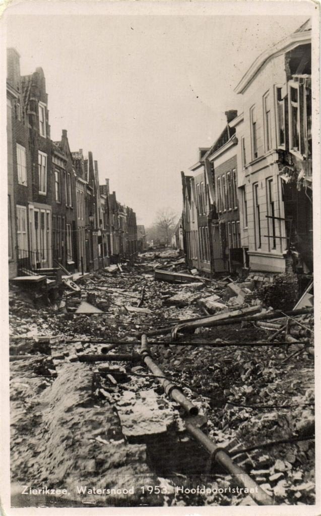 Zierikzee, Watersnood 1953. Hoofdpoortstraat - 1953 gelopen, Verzenden, 1940 tot 1960, Gelopen, Zeeland