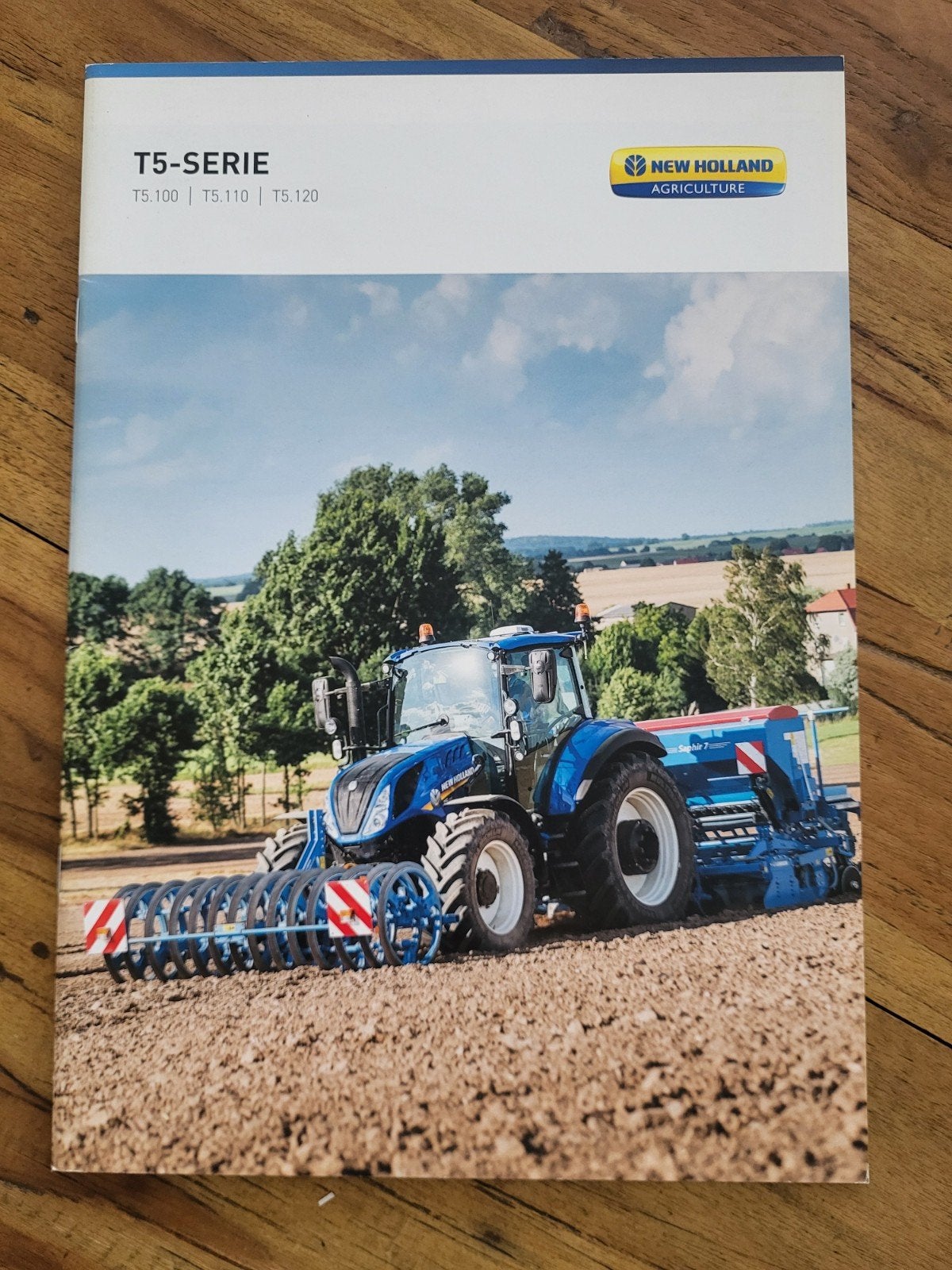 tractor folder New Holland T5 serie, Boeken, Catalogussen en Folders, Ophalen of Verzenden, Zo goed als nieuw