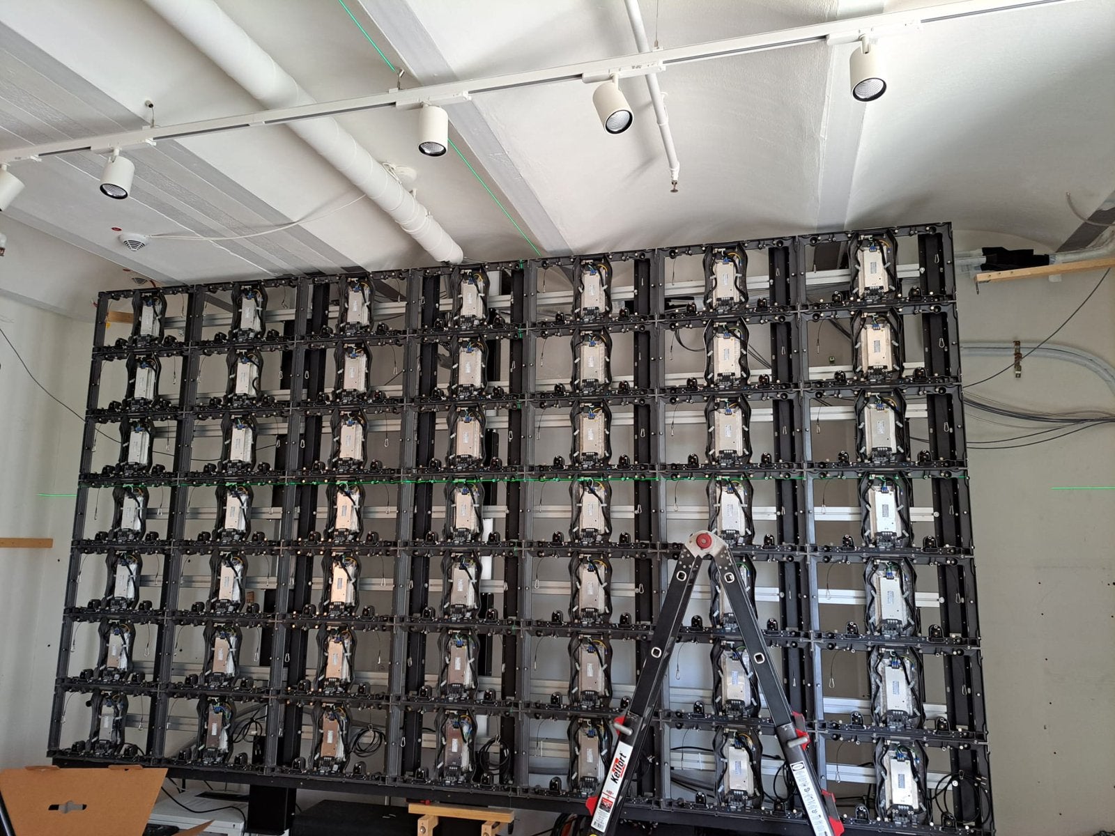 Led of videowall constructie 500x300cm Smart Metals, Ophalen, Zo goed als nieuw, Tv en Weergevers