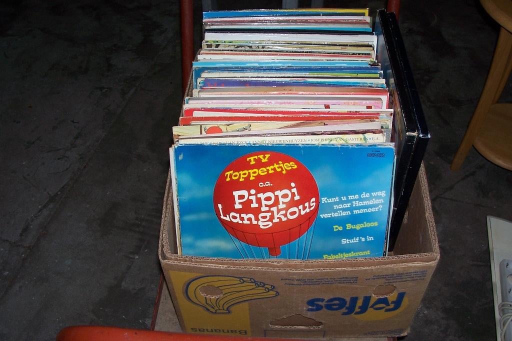 doos met ongeveer 110 Kinderen en Jeugd lp's, Ophalen, Gebruikt, 12 inch, Verhaal of Sprookje