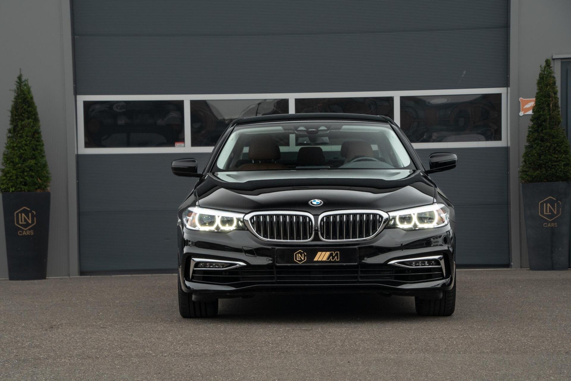 BMW 5-serie 530e iPerformance eDrive Luxury line | Camera, Automaat, 1998 cc, Achterwielaandrijving, 4 cilinders