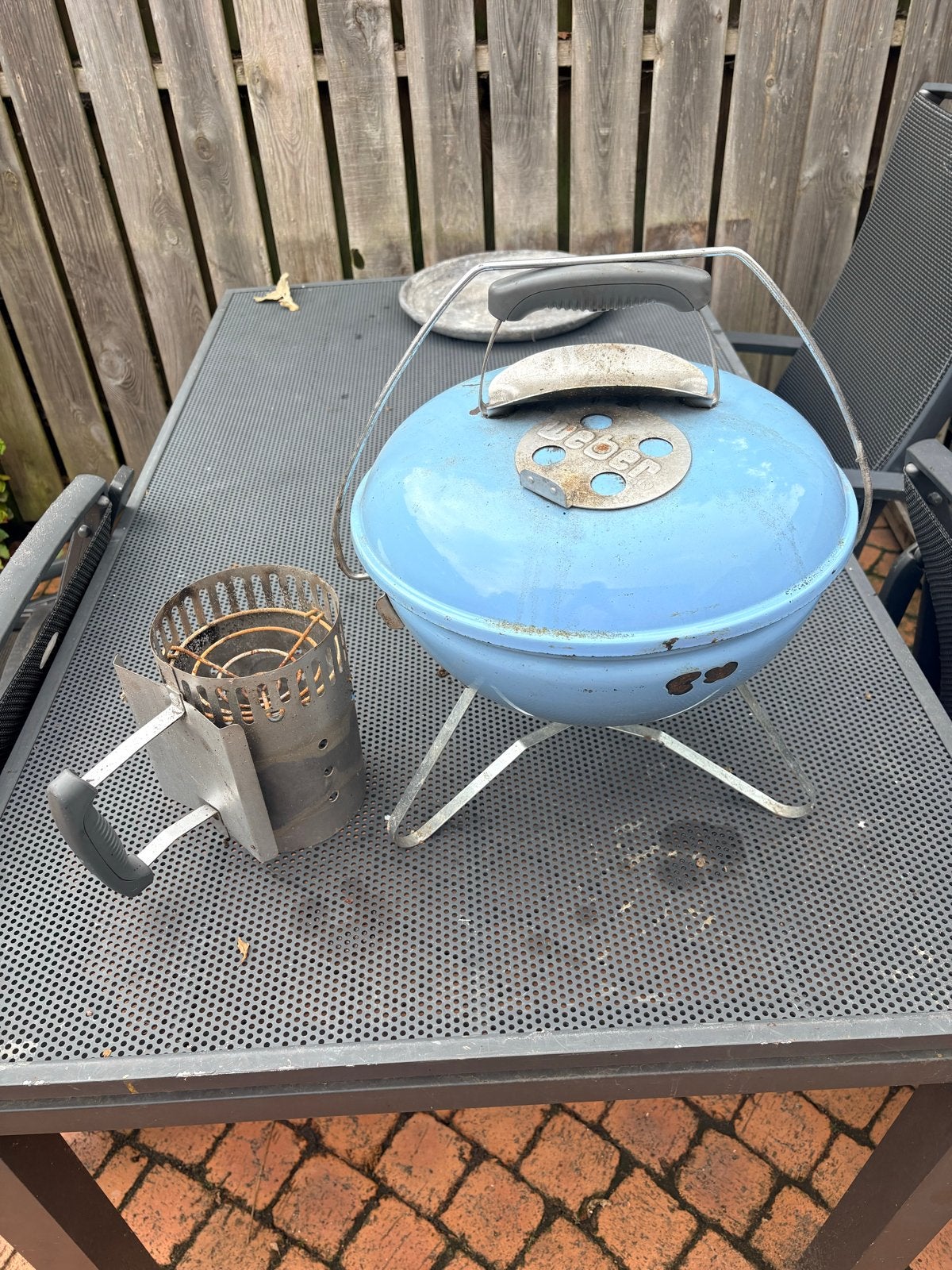Kleine Weber barbecue met starter, Ophalen, Gebruikt