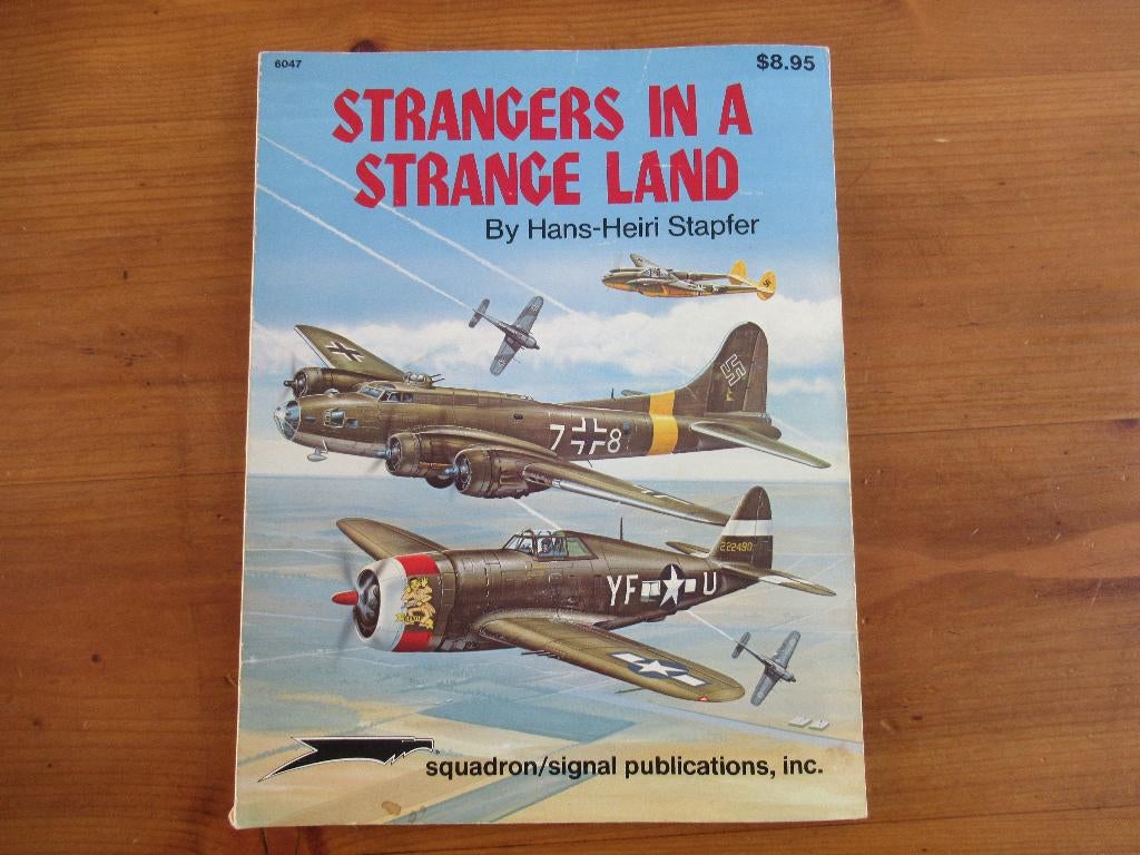 Strangers in a strange land - Squadron Signal, Overige merken, Ophalen of Verzenden, Zo goed als nieuw, Groter dan 1:72