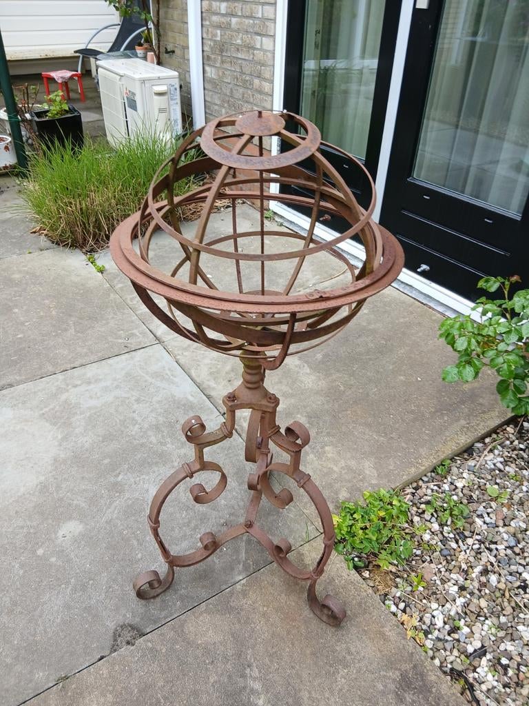 Decoratieve zonnewijzer voor leuk plekje in de tuin., Tuin en Terras, Zonnewijzers, Ophalen of Verzenden, Gebruikt