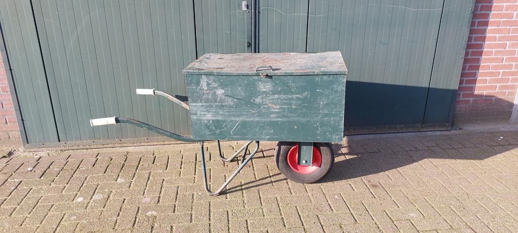 Stevige kruiwagen met opbergkist - Ideaal voor gereedschap, Tuin en Terras, Kruiwagens, Ophalen, Gebruikt, Eenwielig