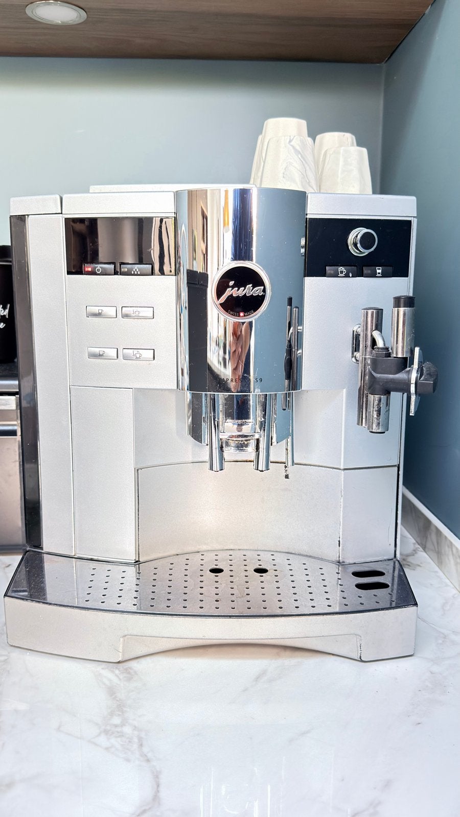 Jura S9 One Touch volautomatische koffiemachine, Gebruikt, Koffiemachine, Koffiebonen, 4 tot 10 kopjes