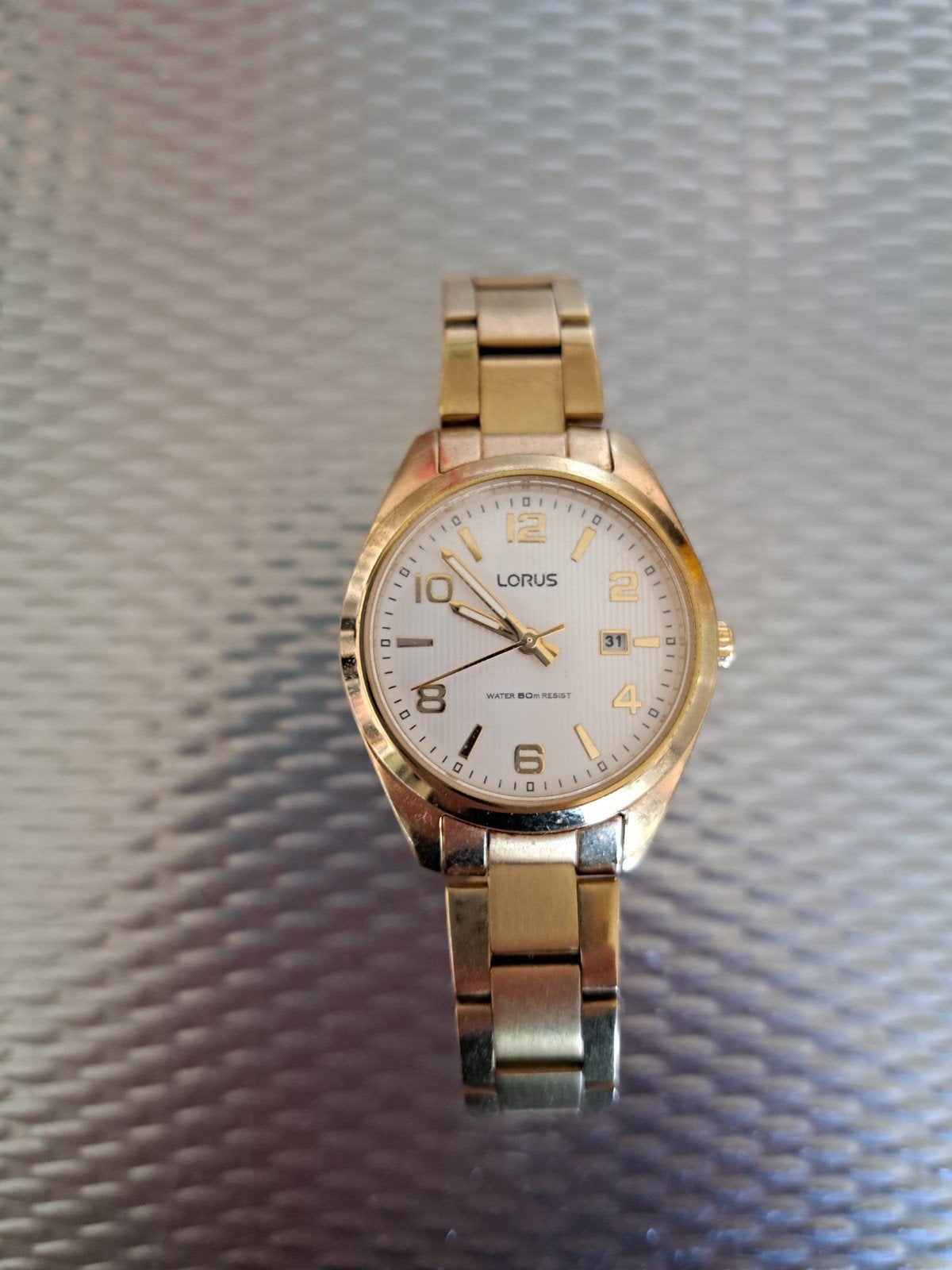 VINTAGE DAMES HORLOGE MERK LORUS IN NIEUWSTAAT., Overige merken, Staal, Staal, Polshorloge