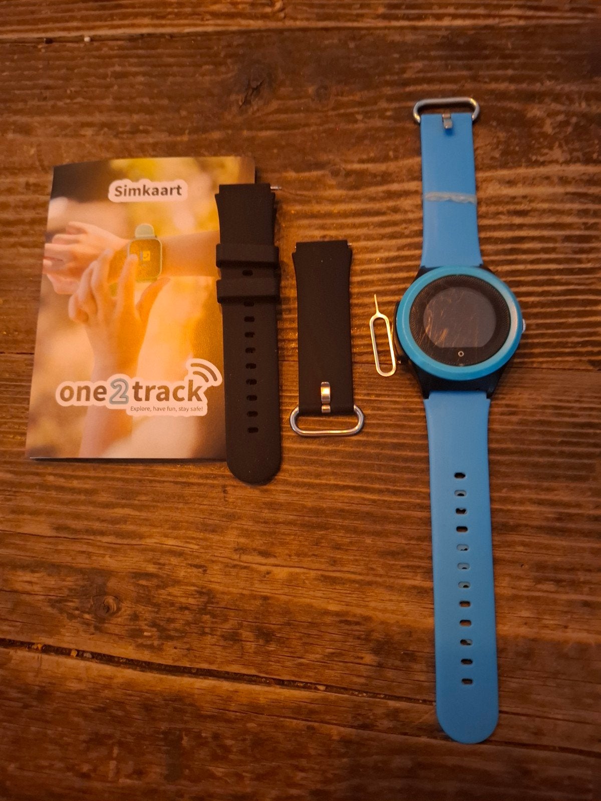 One2track GPS horloge, Sieraden, Tassen en Uiterlijk, Horloges | Kinderen, Ophalen of Verzenden, Zo goed als nieuw, Zwart, Jongen of Meisje