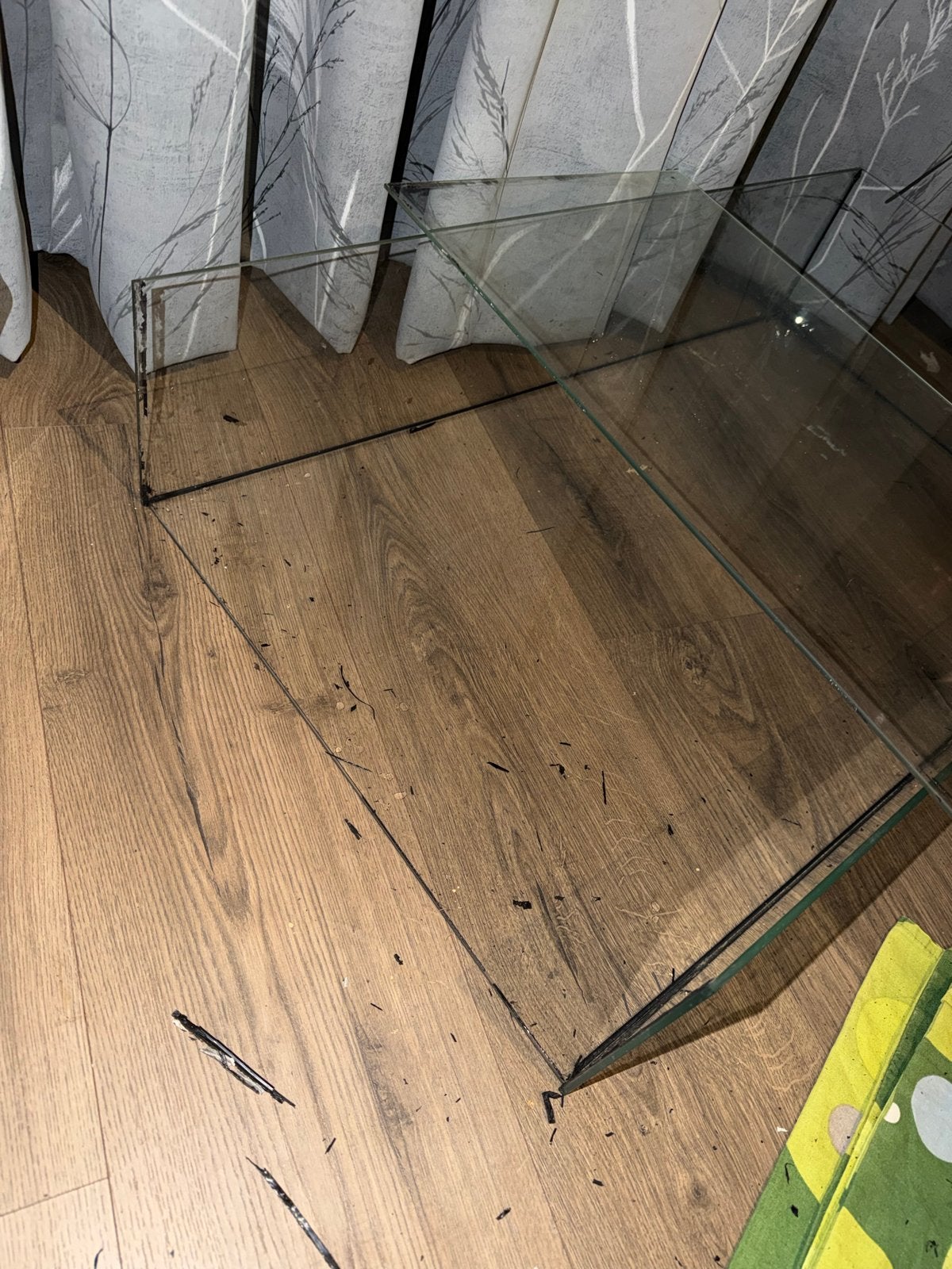 Hulp gezocht glaswerk snijden, Dieren en Toebehoren, Ophalen, Leeg aquarium