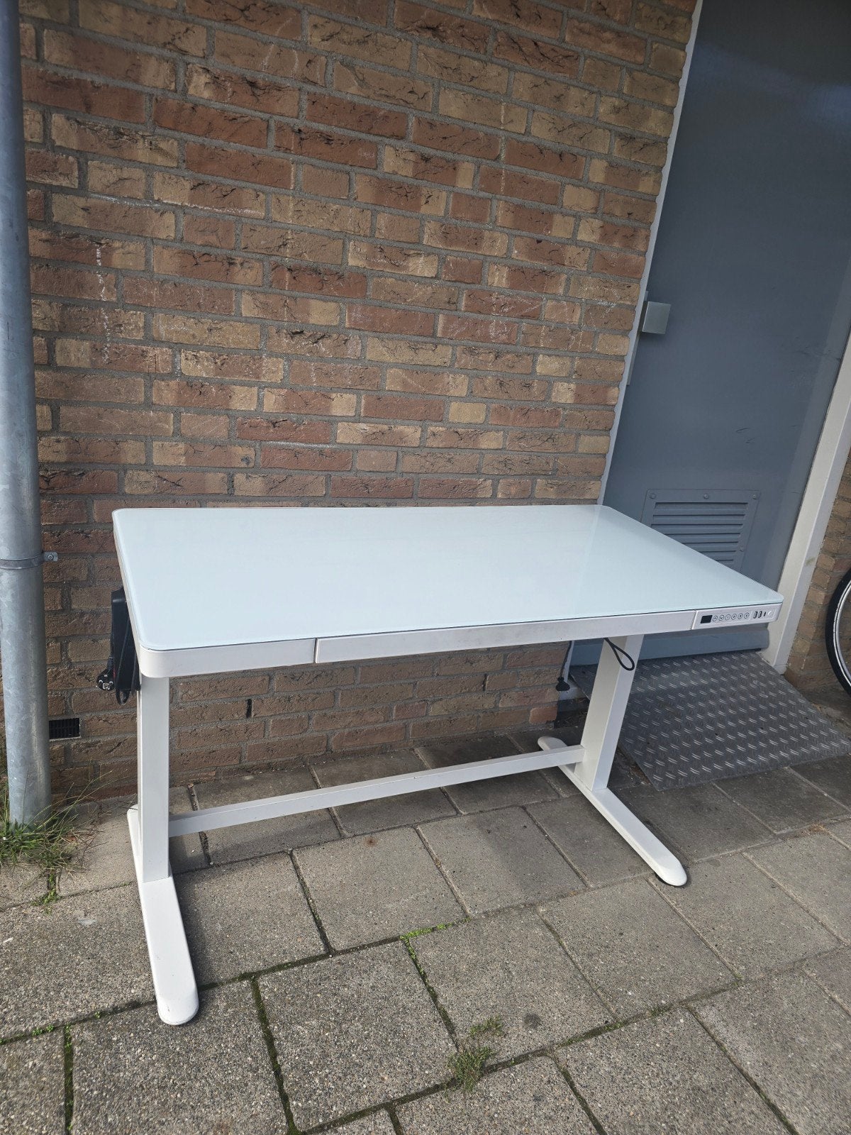 Elektrisch verstelbaar bureau 120x60, Huis en Inrichting, Ophalen, Zit-sta bureau, Elektrisch, Zo goed als nieuw