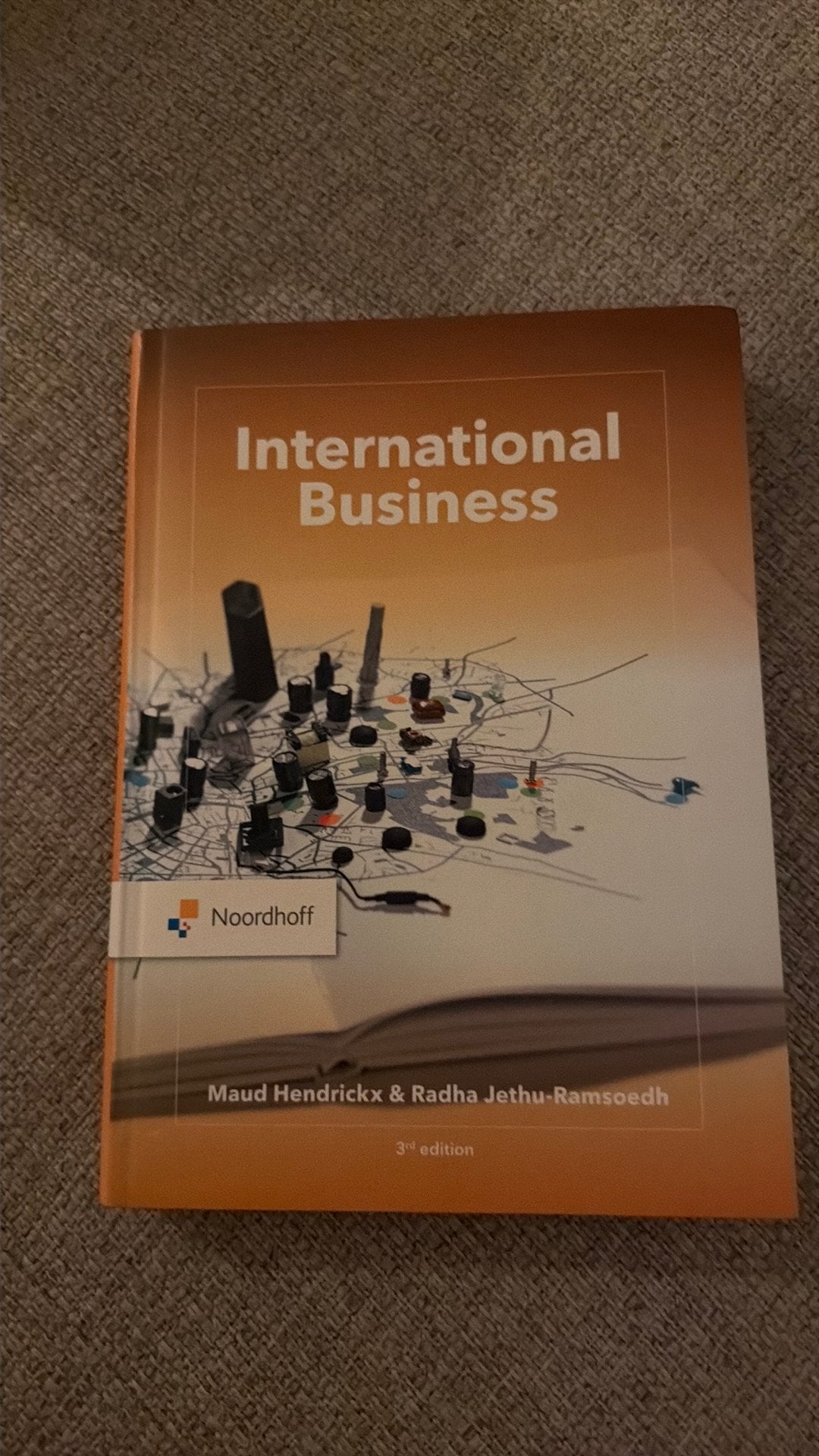 Maud Hendrickx - International Business, Maud Hendrickx; Anuradha Jethu-Ramsoedh, Sociale wetenschap, Ophalen of Verzenden, Zo goed als nieuw