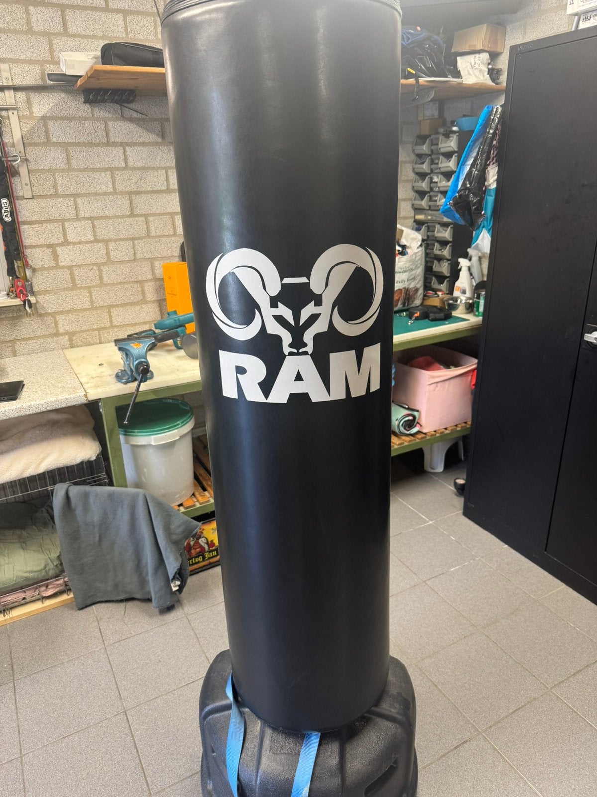 Staande RAM bokszak 170 hoog, Ophalen, Zo goed als nieuw, Bokszak