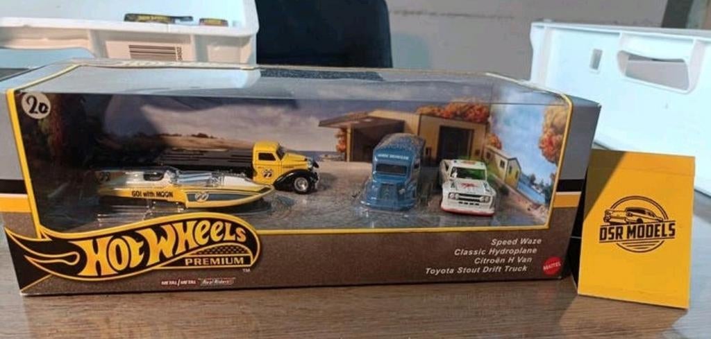 HotWheels Premium set van 4, S, Auto, R, Nieuw