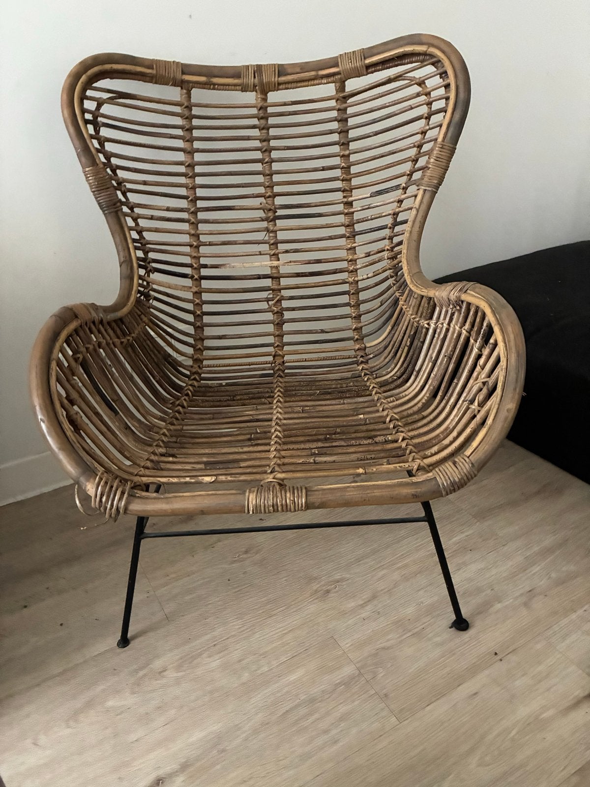 Rotan fauteuil met metalen onderstel, Ophalen, Bruin, Riet of Rotan, Zo goed als nieuw