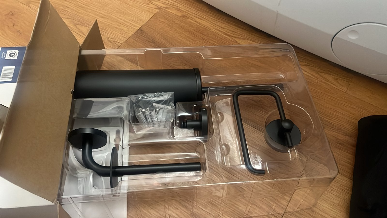 Van Marcke Nero Toilet Accessoires Set Zwart, Toilet-accessoire, Nieuw, Ophalen of Verzenden, Overige merken
