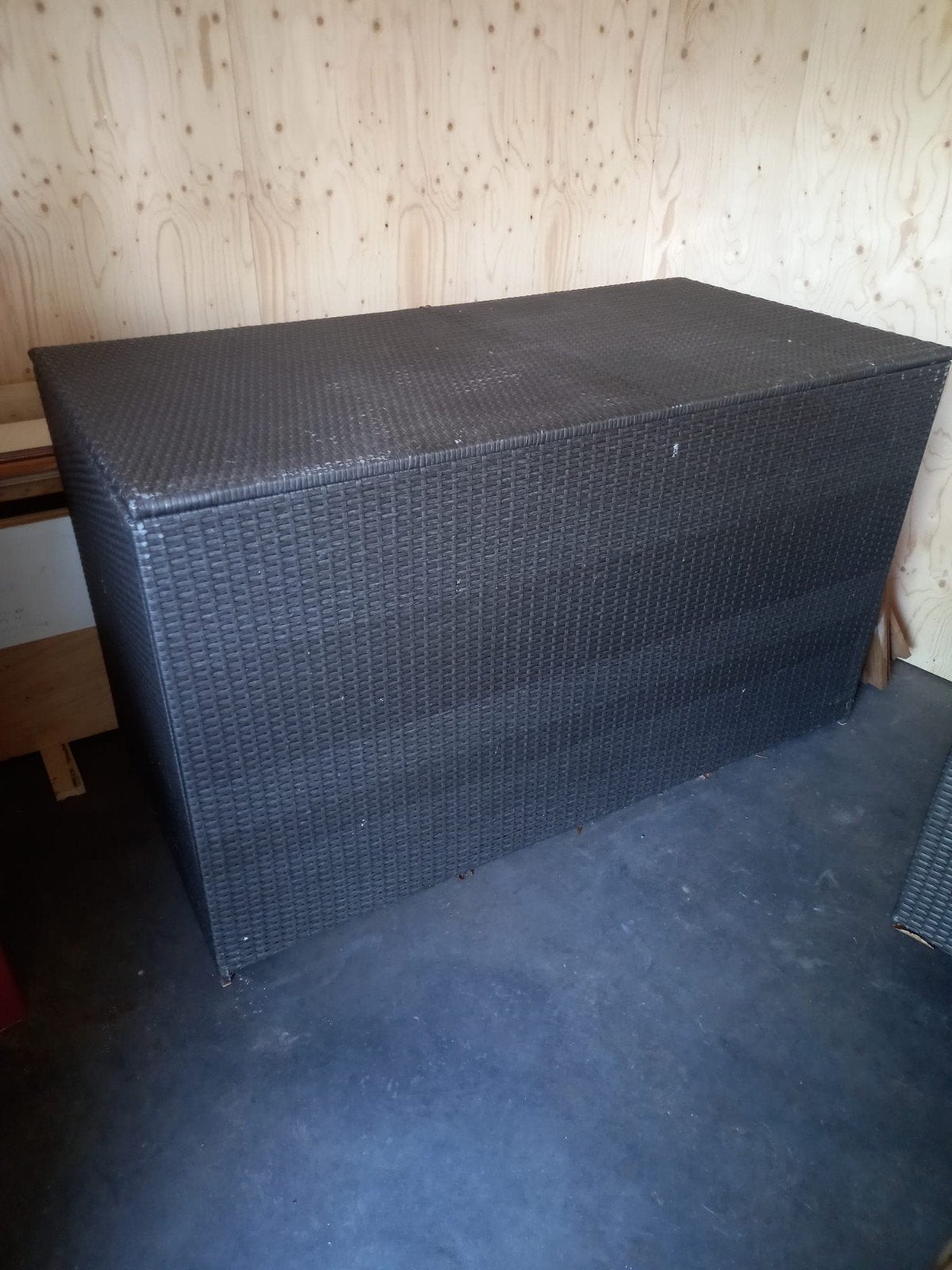 Grote opbergbox van wicker, zwart, Tuin en Terras, Ophalen, Gebruikt, Kunststof, Overige typen