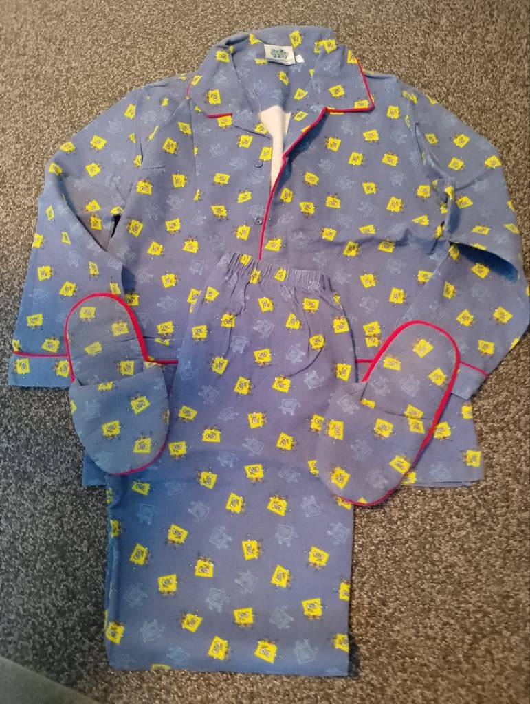 Spongebob pyjama set maat 140/152, Ophalen of Verzenden, Meisje, Nacht- of Onderkleding