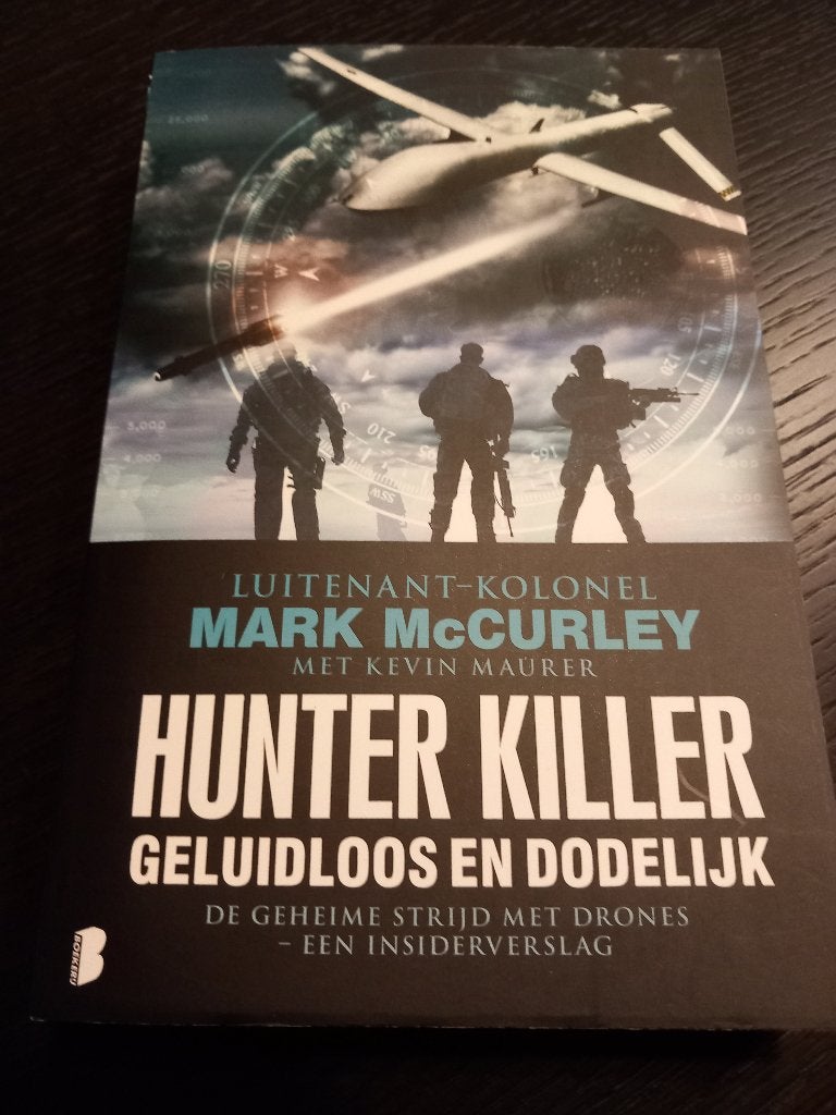Hunter killer - Mark McCurley, Ophalen of Verzenden, Zo goed als nieuw, Mark McCurley, Amerika
