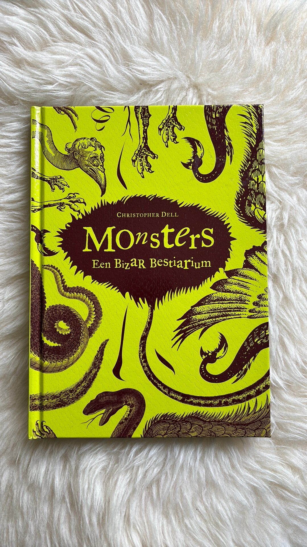 Unread | Christopher Dell - Monsters, Ophalen of Verzenden, Zo goed als nieuw, Christopher Dell