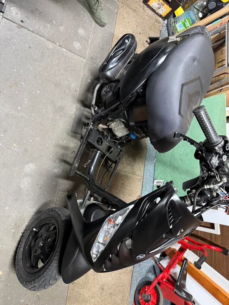 !!Zip frame gezocht met gele plaat met spoed!!, Ophalen, Zo goed als nieuw