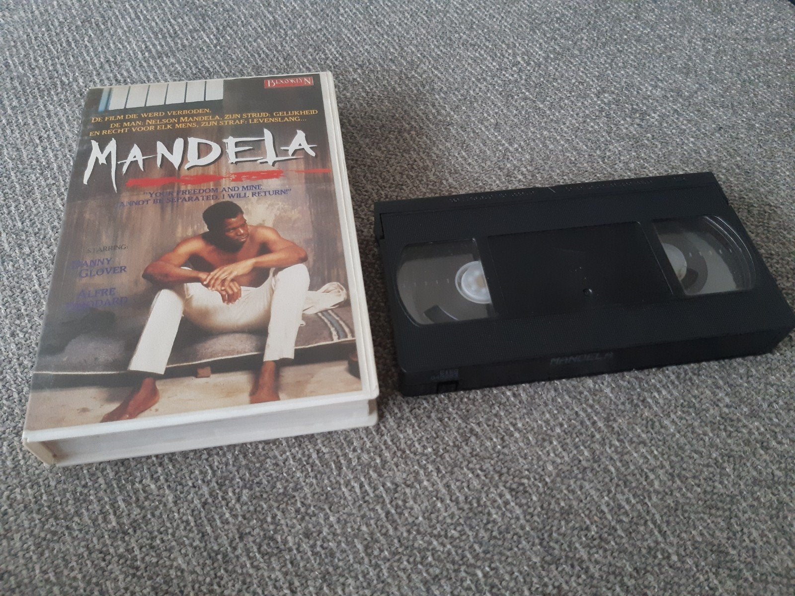 VHS. Mandela. Danny Glover., Alle leeftijden, Verzenden, Zo goed als nieuw