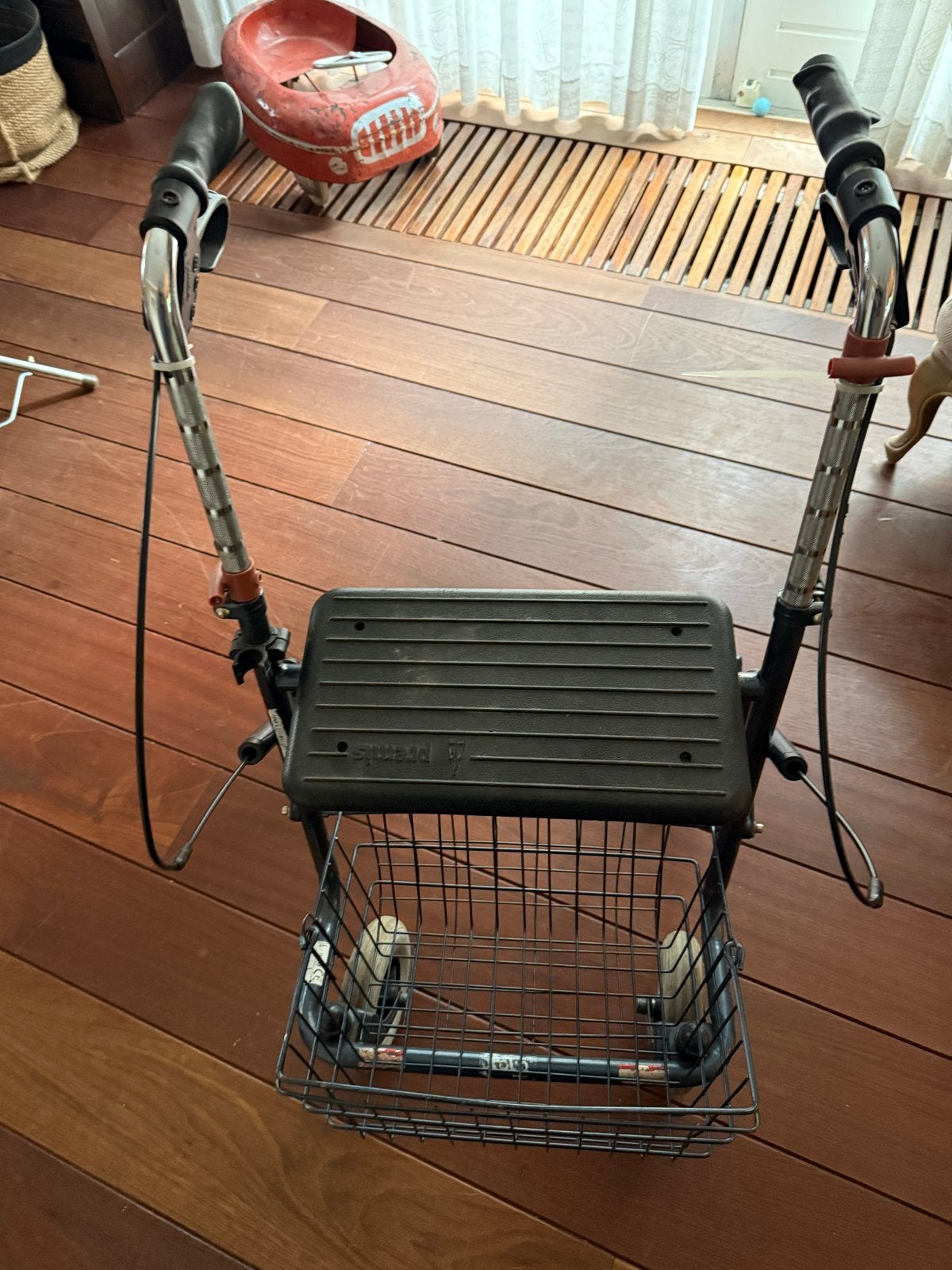 Gebruikte maar werkende rollator, Ophalen, Gebruikt