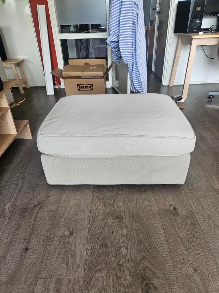 Ikea Vimle poef / voetenbank beige, Huis en Inrichting, Banken | Voetenbanken en Poefen, Ophalen, 75 tot 100 cm, Zo goed als nieuw
