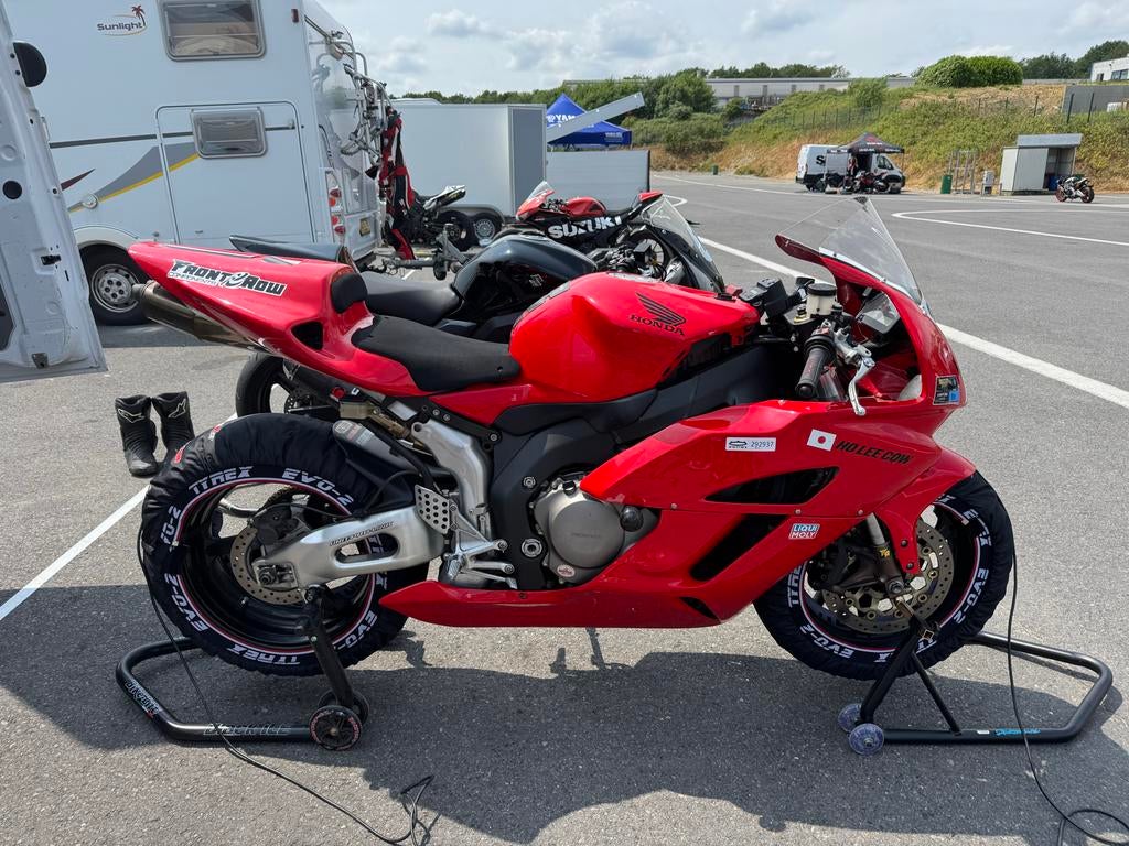 CBR1000RR Circuitmotor BJ 2004 inruil GSXR 750 mogelijk >K7, Motoren, Motoren | Honda, 4 cilinders, Motorrijbewijs A, Gebruikt
