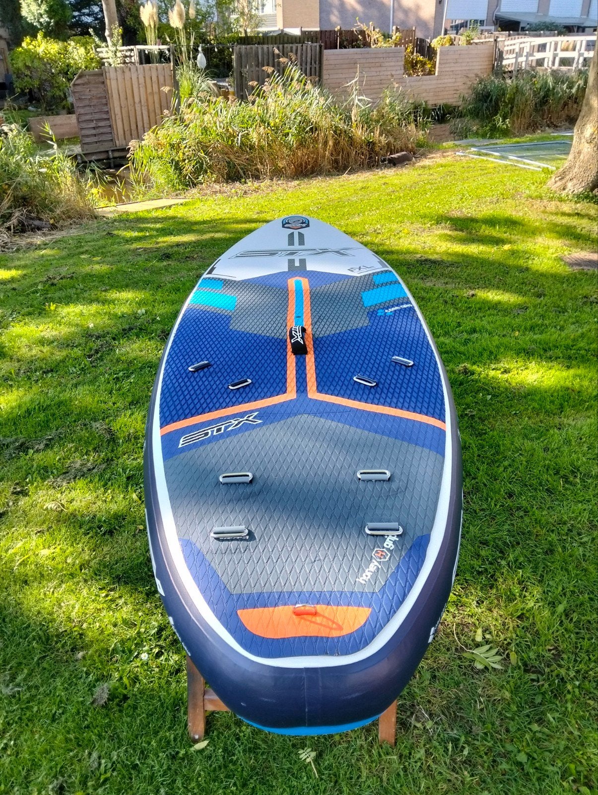 STX WS Freeride 250 Windsurf Board met voetbanden.zgan., Watersport en Boten, Ophalen of Verzenden, Zo goed als nieuw, SUP-boards
