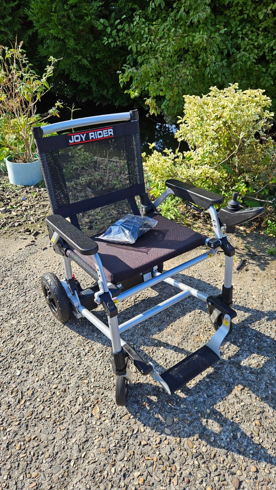 Inklapbare lichtgewicht elektrische rolstoel Joy Rider, Ophalen, Inklapbaar, Zo goed als nieuw, Elektrische rolstoel