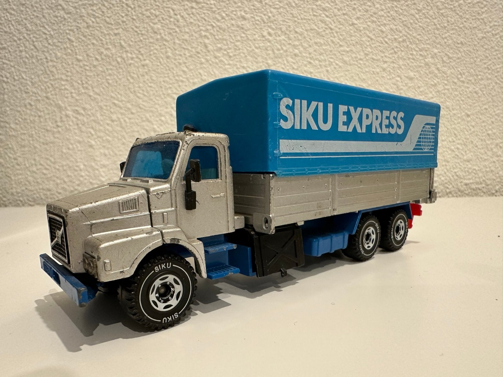 Siku Volvo 12 Turbo 6 Vrachtwagen - Vintage West-Duitsland, Ophalen of Verzenden, Gebruikt, Bus of Vrachtwagen, SIKU