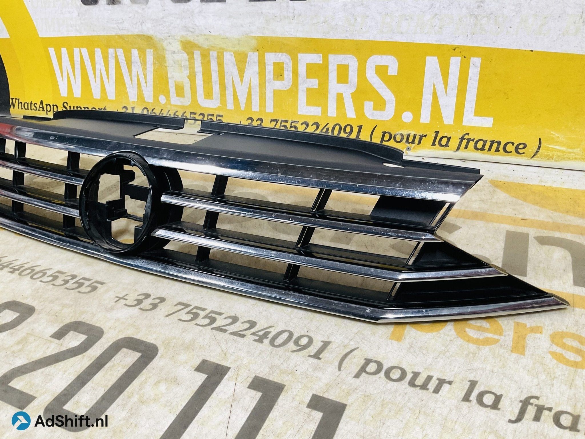 Grill Volkswagen PAssat B8 2014-2023 Chrome 3G0853651 Bumper, Auto-onderdelen, Bumper