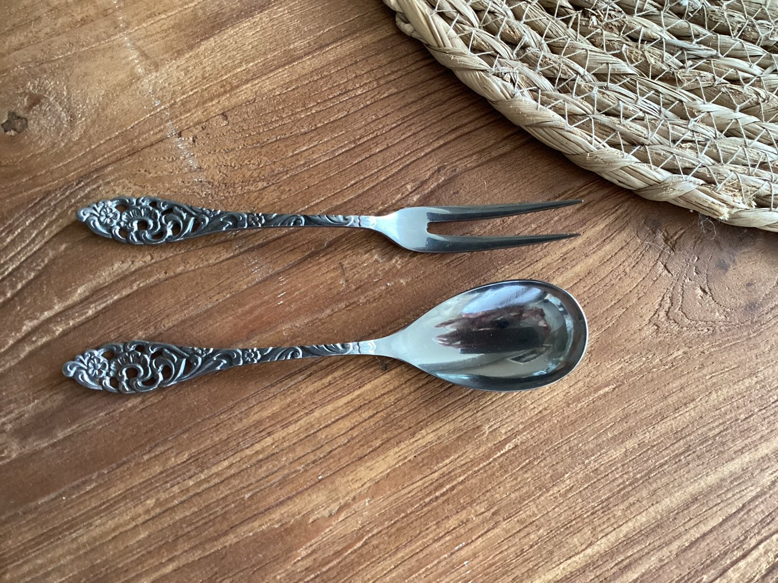 Antiek Vintage Bestek Sola: Suikerlepel & Vleesvorkje, Ophalen of Verzenden