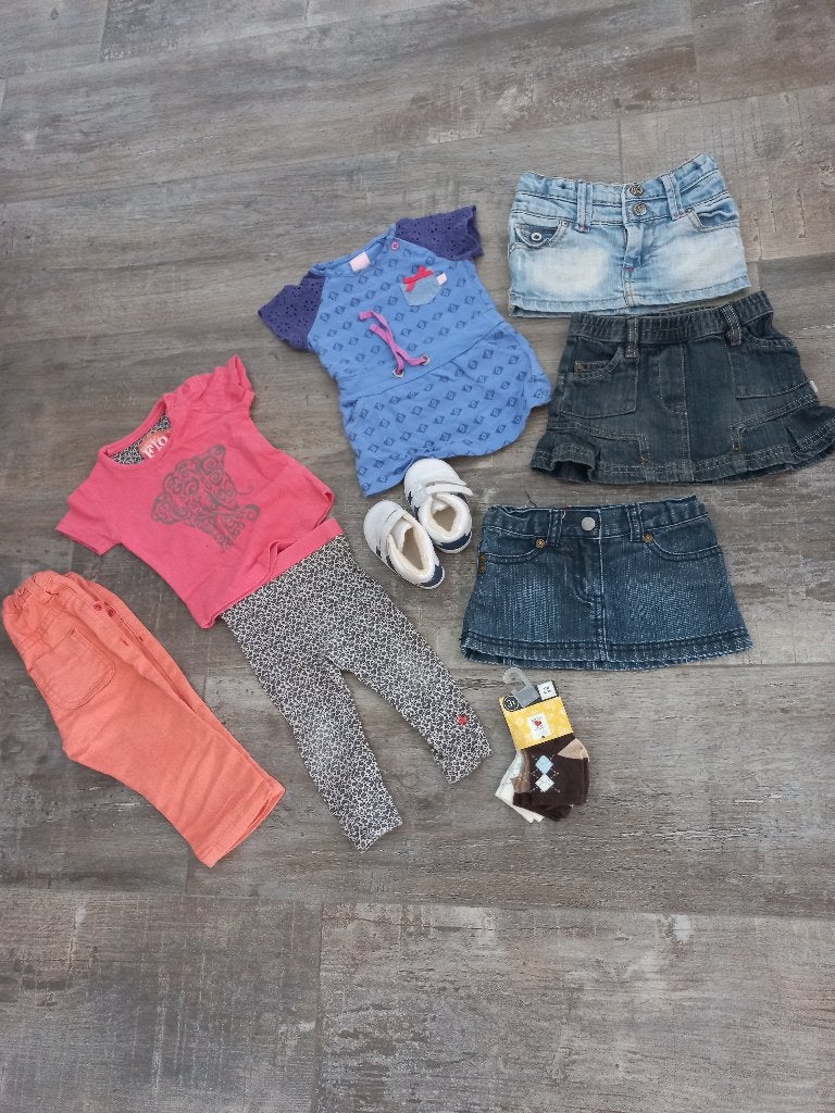 Kleding meisje 62/68 schoentjes en sokjes, Kinderen en Baby's, Ophalen of Verzenden, Zo goed als nieuw, Meisje, Overige typen