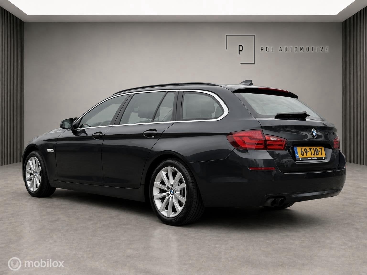 Foto 3 van BMW 5-serie Touring 520i High Executive
