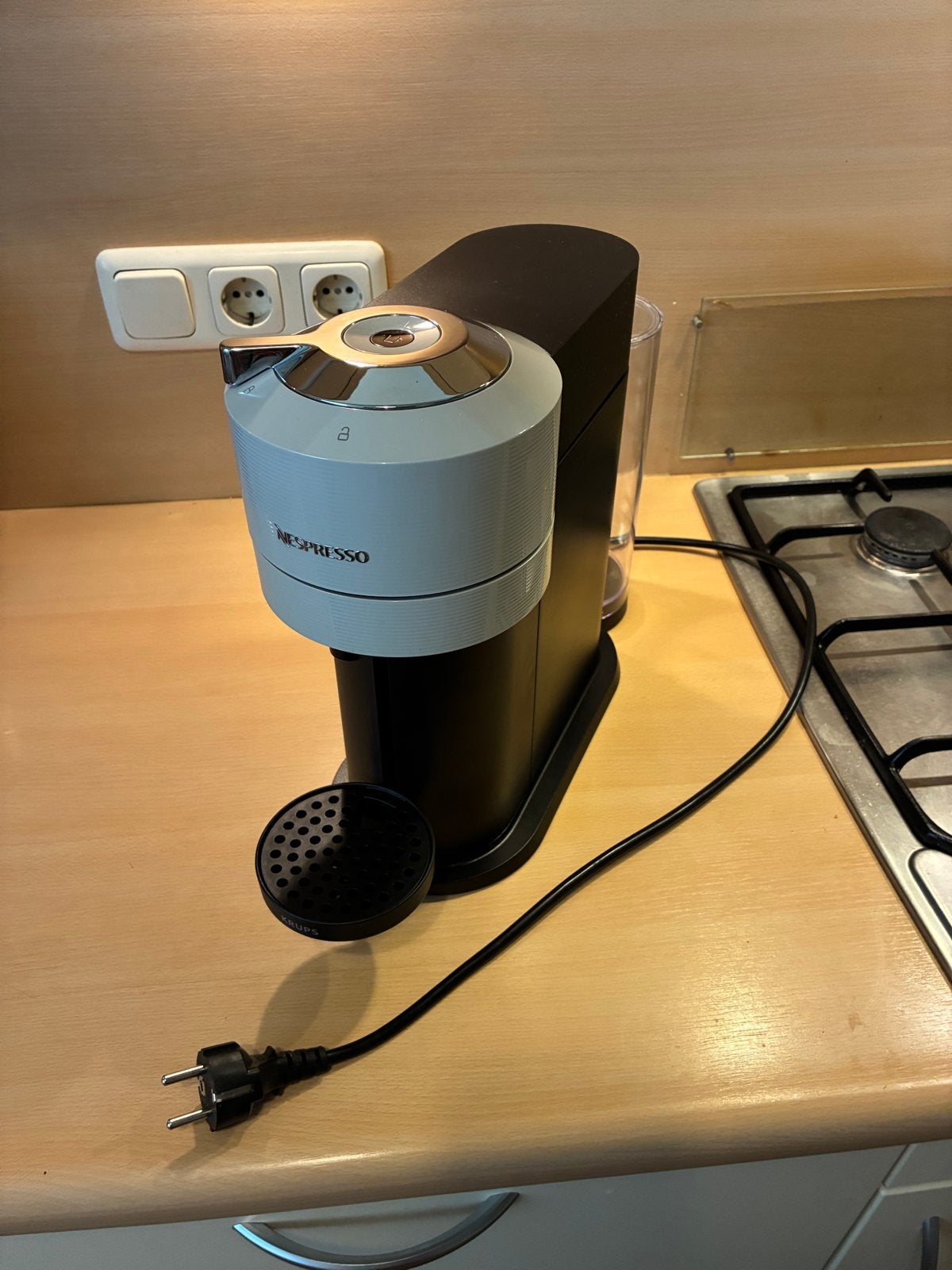 Nespresso Vertuo Next Koffiemachine, Koffiemachine, Ophalen of Verzenden, Zo goed als nieuw, 1 kopje