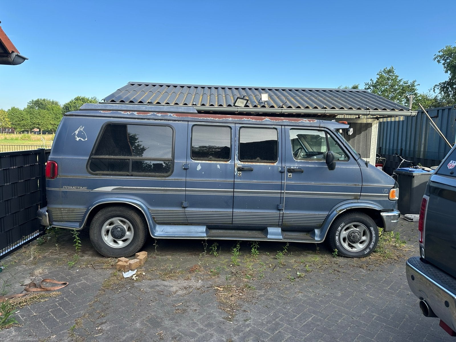 Dodge b2500 lowtop camper 1996, Ophalen of Verzenden, Gebruikt, Dodge, Spatbord