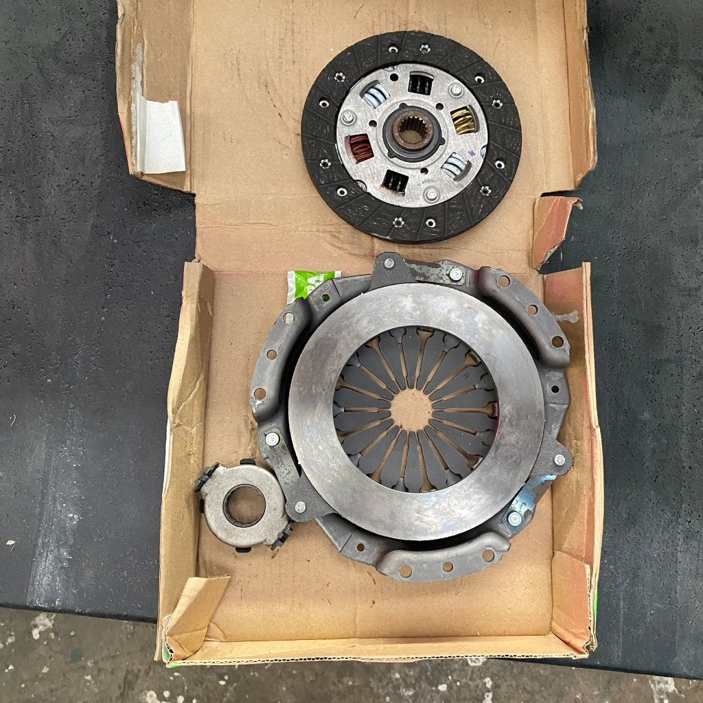 Nieuwe Koppelingsset Peugeot 205 Citroën AX & C15 Valeo, Ophalen of Verzenden, Nieuw