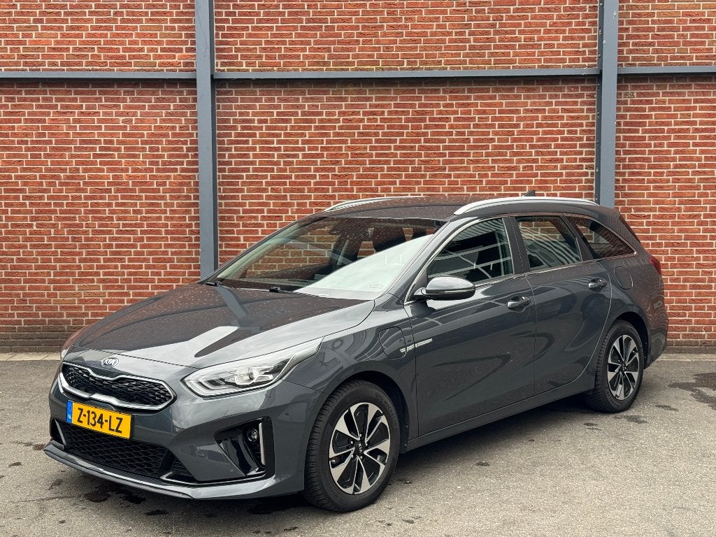 Kia Ceed 1.6 GDI PHEV DynamicLine | Trekhaak afn.| Carplay |, Stof, Euro 6, Navigatiesysteem, Plug-in hybride