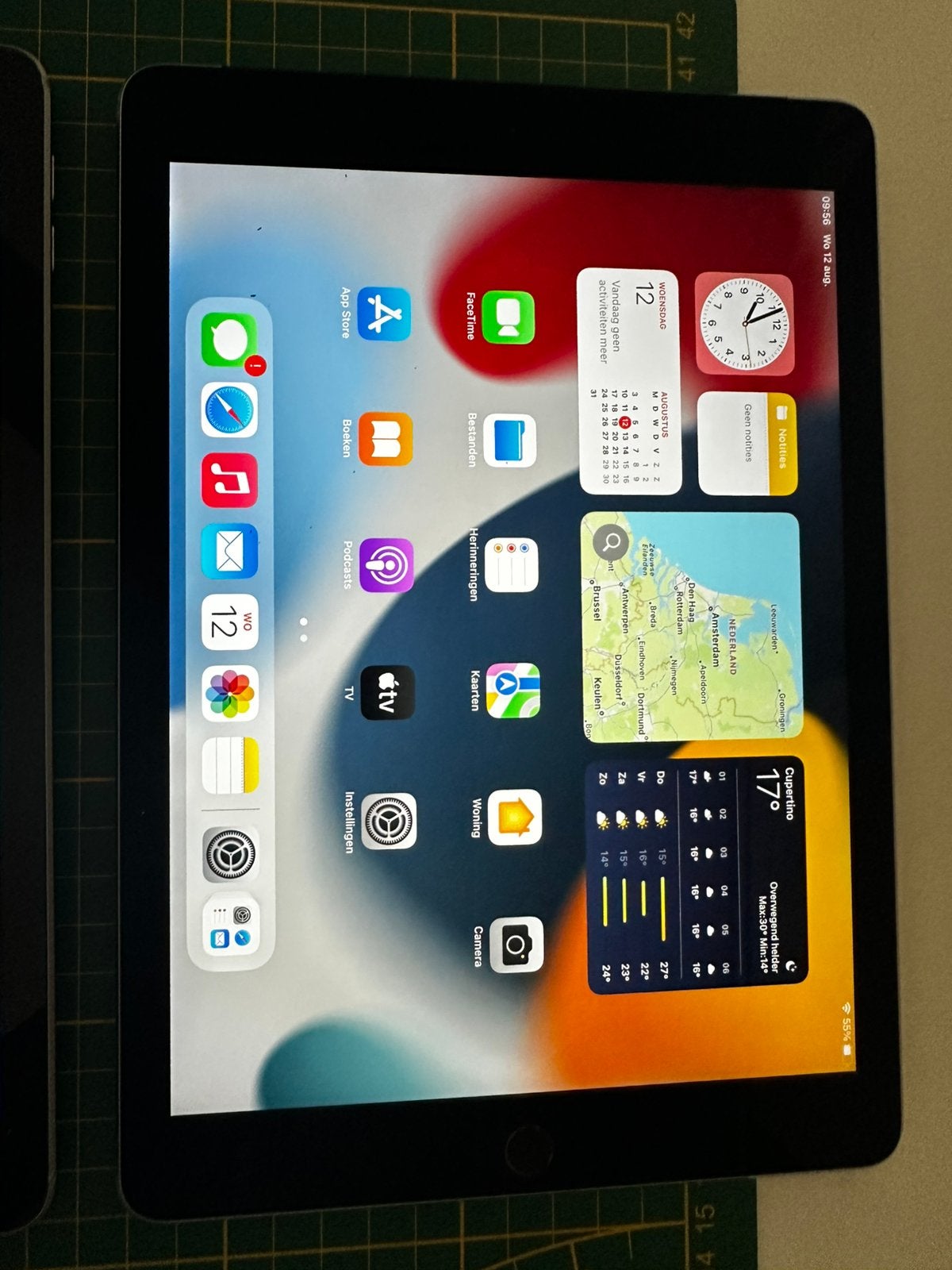 2 iPads: iPad Air 2 64GB & iPad (5e generatie) 128GB, Computers en Software, Apple iPads, 10 inch, Apple iPad Air, Ophalen of Verzenden