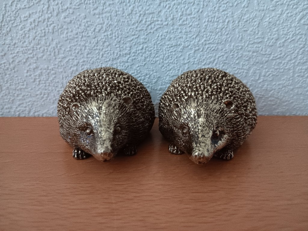 2 mooie degelijke metalen decoratie egeltjes, Ophalen of Verzenden, Zo goed als nieuw