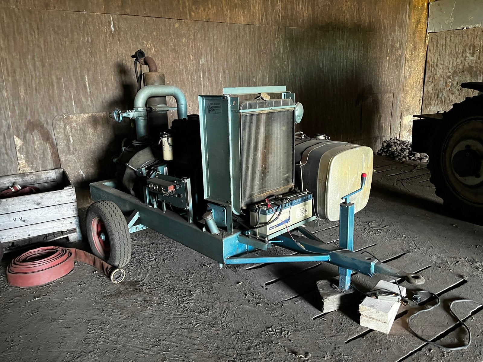 Daf 6 cilinder motor en 60 kuub pomp
