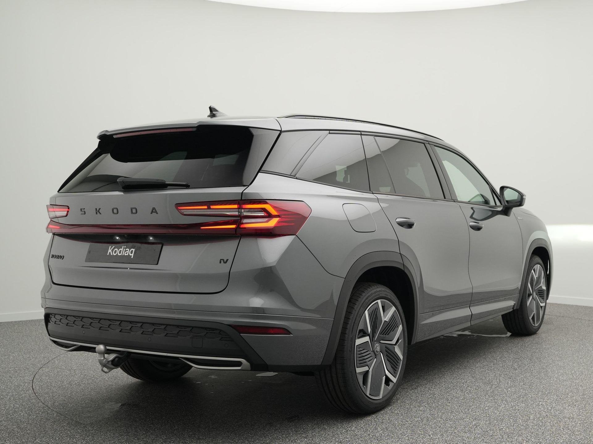 Skoda Kodiaq Sportline Business 1.5 TSI PHEV | Trekhaak | He, Auto's, Skoda, 1498 cc, 4 cilinders, 26 kWh, Plug-in hybride