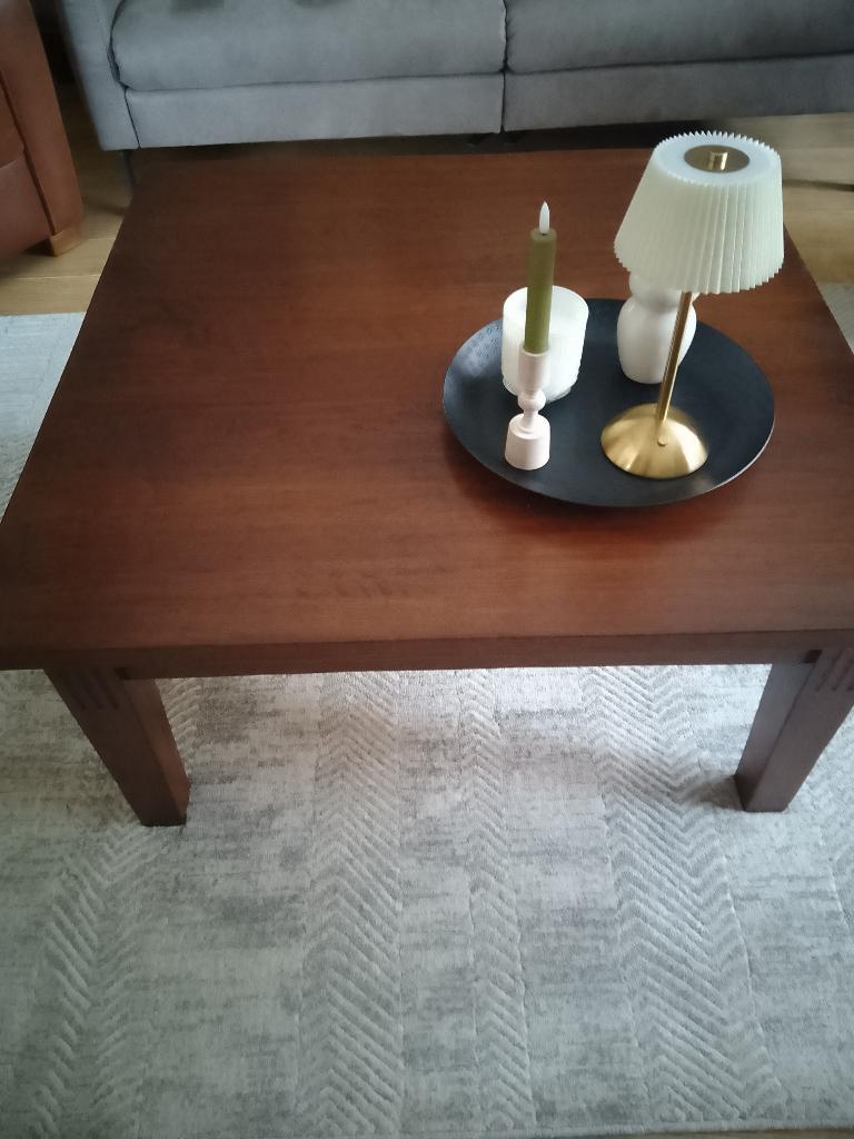 Klassiek Eiken Salontafel - 90x90 cm., Ophalen, 100 tot 150 cm, Eikenhout, 50 tot 100 cm