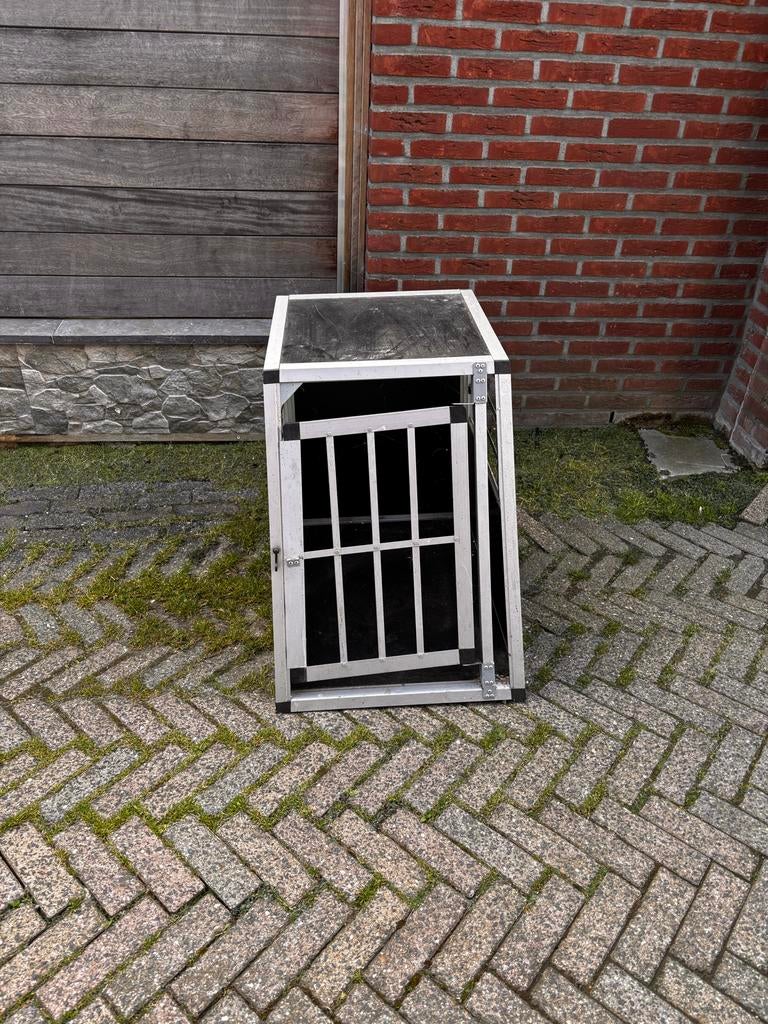 Honden transportbox, Ophalen, Zo goed als nieuw