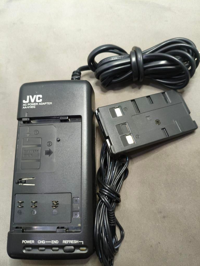 JVC AC Power Adapter AA-V11EG met batterijhouder, Ophalen of Verzenden